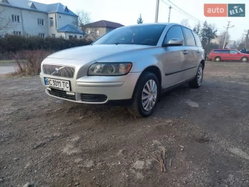 Авто Volvo V50 2005 № 7457915