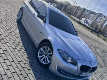 Авто BMW 5 Series 2013 № 7458109