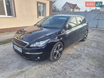 Авто Peugeot 308 2015 № 7458410