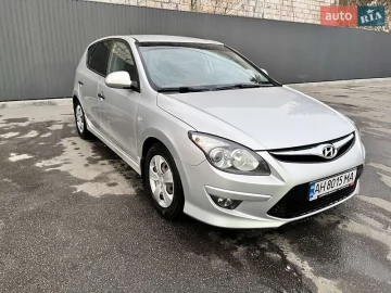 Авто Hyundai I30 2011 № 7459374
