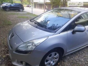 Авто Peugeot 5008 2013 № 7460397