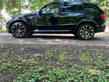 Авто BMW X5 2010 № 7460557