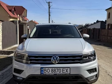 Авто Volkswagen Tiguan 2018 № 7460600