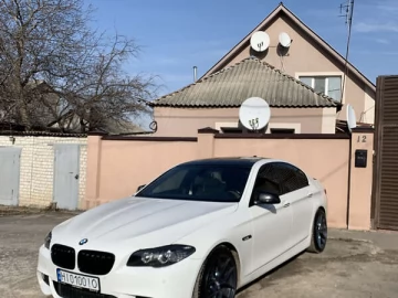 Авто BMW 5 Series 2012 № 7461549