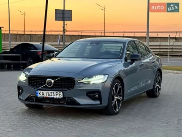 Авто Volvo S60 2023 № 7461812