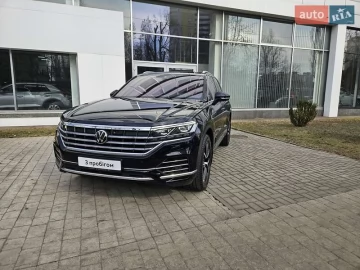 Авто Volkswagen Touareg 2022 № 7461885