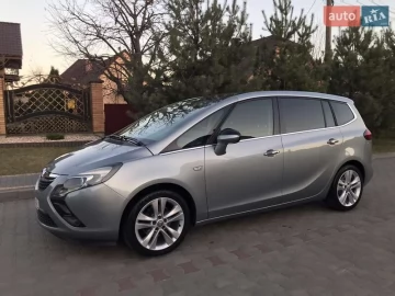 Авто Opel Zafira Tourer 2012 № 7463007