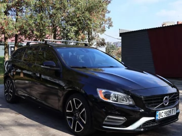 Авто Volvo V60 2018 № 7463304