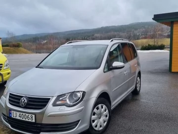 Авто Volkswagen Touran 2010 № 7463431