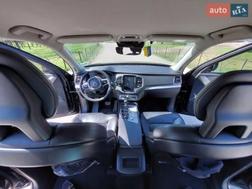 Авто Volvo Xc90 2019 № 7463502