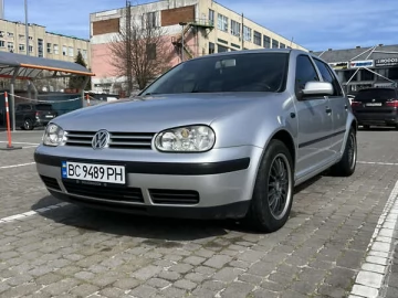 Авто Volkswagen Golf 2001 № 7463679
