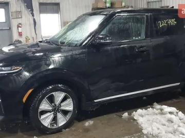 Авто KIA Soul Ev 2023 № 7463721