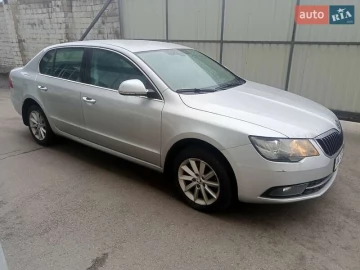 Авто Skoda Superb 2014 № 7463791