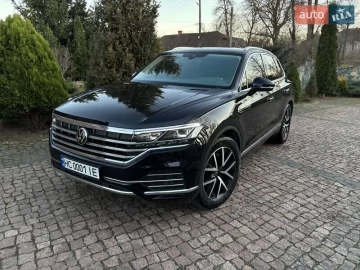 Авто Volkswagen Touareg 2021 № 7463805