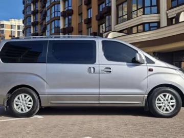 Авто Hyundai H-1 2016 № 7464324
