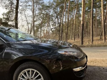 Авто Renault Laguna 2012 № 7464470