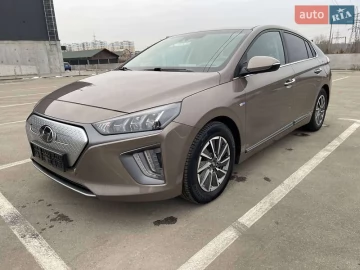 Авто Hyundai Ioniq 2020 № 7464528