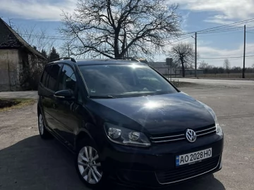 Авто Volkswagen Touran 2010 № 7464734