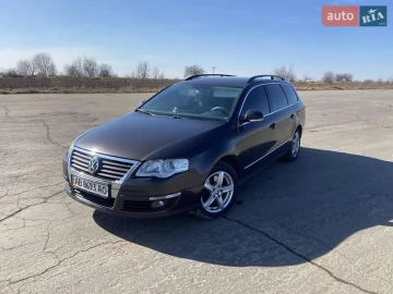 Авто Volkswagen Passat 2010 № 7465969