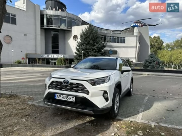 Авто Toyota Rav4 2018 № 7466178