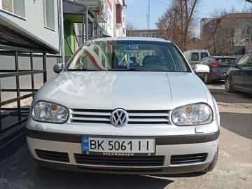 Авто Volkswagen Golf 2000 № 7466251