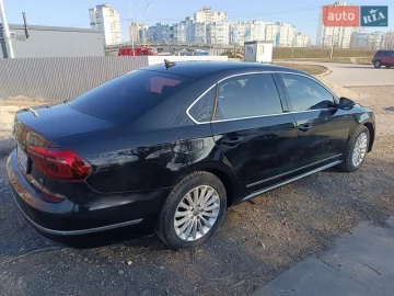 Авто Volkswagen Passat 2016 № 7466447
