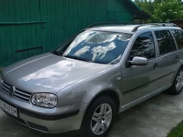 Авто Volkswagen Golf 2002 № 7466811