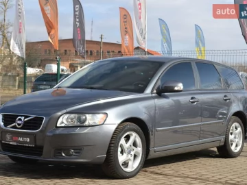 Авто Volvo V50 2012 № 7467297