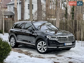 Авто Volkswagen Touareg 2018 № 7467693