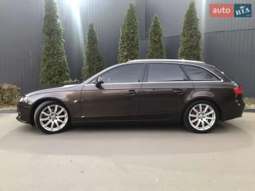 Авто Audi A4 2010 № 7468102