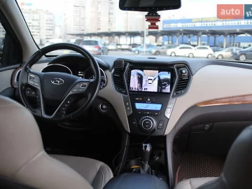Авто Hyundai Santa Fe 2014 № 7468547