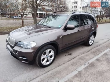 Авто BMW X5 2010 № 7468652