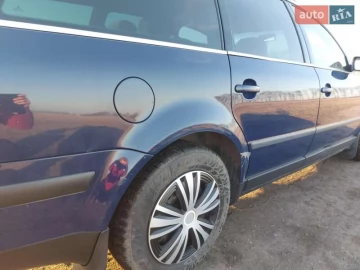 Авто Volkswagen Passat 2003 № 7469021