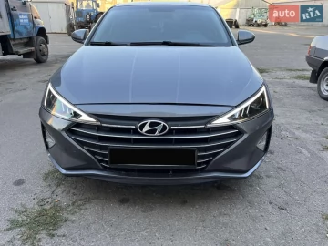 Авто Hyundai Elantra 2018 № 7469076