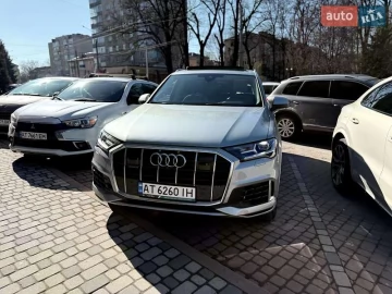 Авто Audi Q7 2023 № 7469122