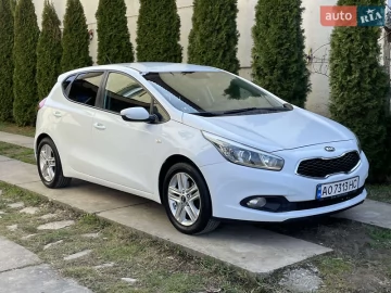 Авто KIA Ceed 2014 № 7469170