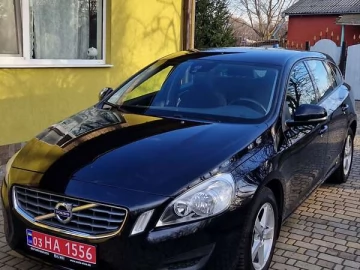 Авто Volvo V60 2012 № 7469187