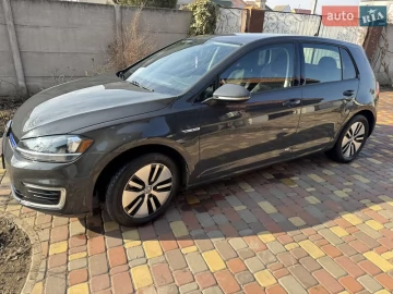 Авто Volkswagen E-Golf 2019 № 7469206