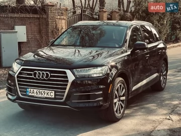 Авто Audi Q7 2016 № 7469419