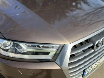 Авто Audi Q7 2016 № 7469435