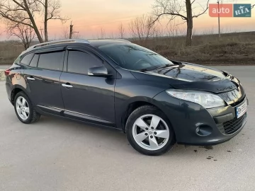 Авто Renault Megane 2010 № 7469487