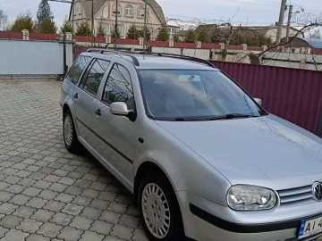 Авто Volkswagen Golf 2000 № 7469682