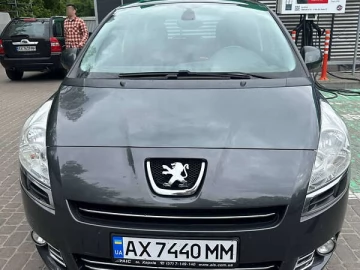 Авто Peugeot 5008 2009 № 7469716