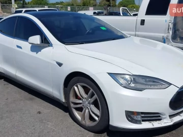 Авто Tesla Model S 2014 № 7469999