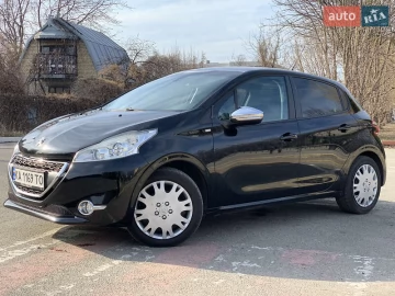 Авто Peugeot 208 2015 № 7470275