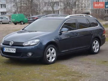 Авто Volkswagen Golf 2010 № 7470280