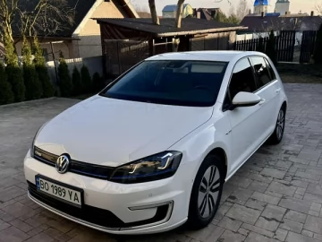 Авто Volkswagen E-Golf 2014 № 7470980