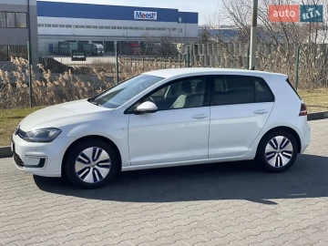Авто Volkswagen E-Golf 2015 № 7470987