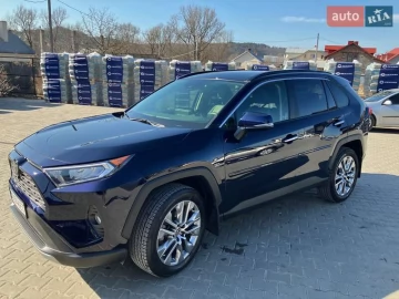 Авто Toyota Rav4 2021 № 7471511