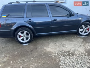 Авто Volkswagen Golf 2005 № 7471633